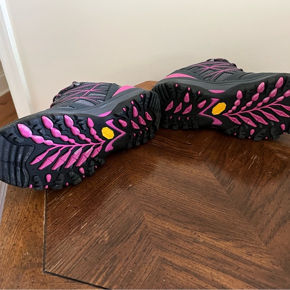 The North Face Hiking Vibram Walking Goretex Woman’s Boots - Picture 4 of 5
